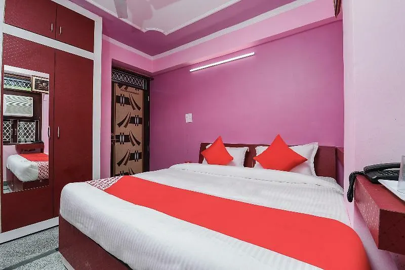 Oyo Flagship 16482 Aster Studio Stay Dillí 3*,