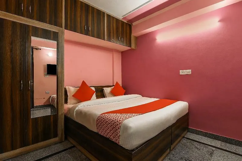 Oyo Flagship 16482 Aster Studio Stay Dillí